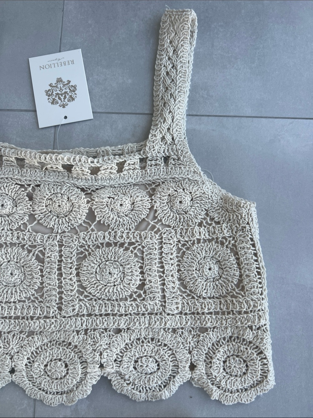 High-Waist Crochet Shorts Set in Cream — Boho Summer Knit - Picture 4 of 6